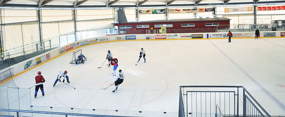 freizeit-sportzentrum-sportarten-eishockey-telfs-01
